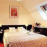 Logis Le Relais Champenois 2*