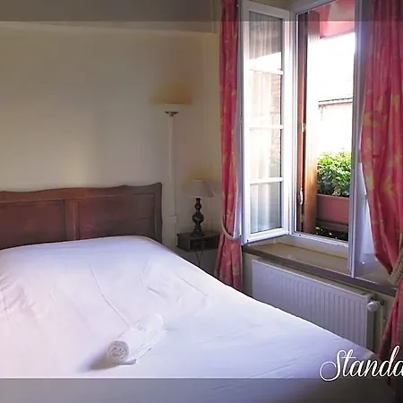 Hotel Logis Le Relais Champenois Sezanne