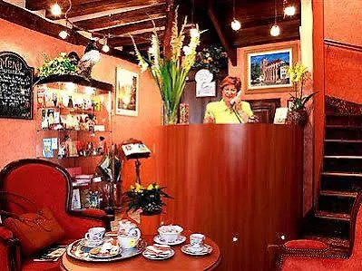 Hotel Logis Le Relais Champenois